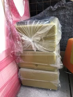 Online aukcia Žlté taburetky – 4 ks