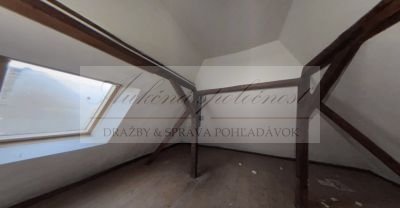 Predaj rodinného domu v Kamenici nad Hronom (RD je vyprataný a kúpou ihneď voľný)