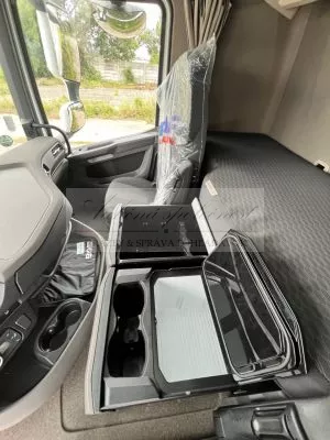 ONLINE AUKCIA ťahača návesov DAF za bezkonkurenčnú cenu (cena je bez DPH)!