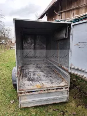 ONLINE aukcia prívesu!