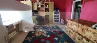 Opakovaná dražba rodinného domu v Kalnej Roztoke, okres Snina! NIŽŠIA CENA!