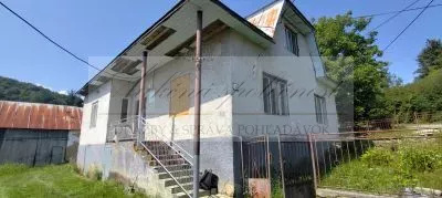 Opakovaná dražba rodinného domu v Kalnej Roztoke, okres Snina! NIŽŠIA CENA!