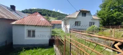 Opakovaná dražba rodinného domu v Kalnej Roztoke, okres Snina! NIŽŠIA CENA!