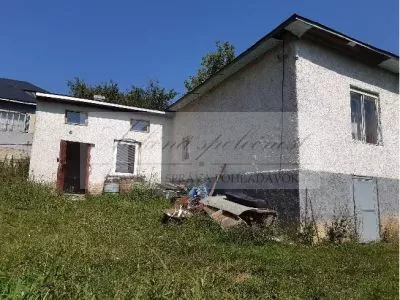Opakovaná dražba rodinného domu v Kalnej Roztoke, okres Snina! NIŽŠIA CENA!