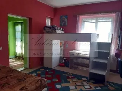 Opakovaná dražba rodinného domu v Kalnej Roztoke, okres Snina! NIŽŠIA CENA!