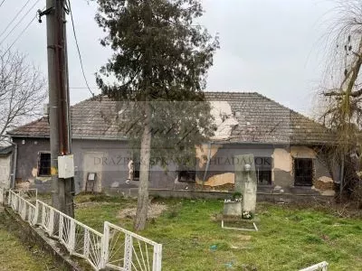Opakovaná dražba rodinného domu v Merašiciach, okres Hlohovec