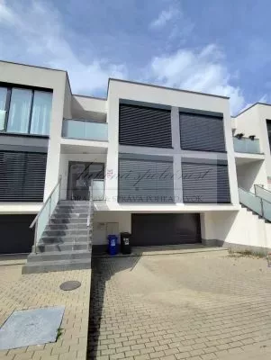 Opakovaná dražba 3-izbového bytu so záhradou a pivničnou kobkou v Dunajskej Lužnej! NIŽŠIA CENA!