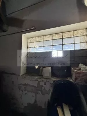 Pripravujeme opakovanú dražbu skladu v Lučenci