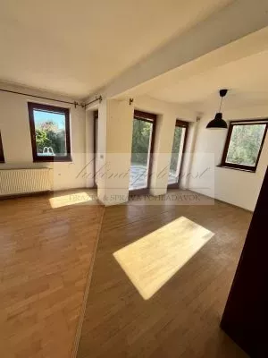 Priestranný rodinný dom na priamy predaj v obci Nová Dedinka za férovú cenu!