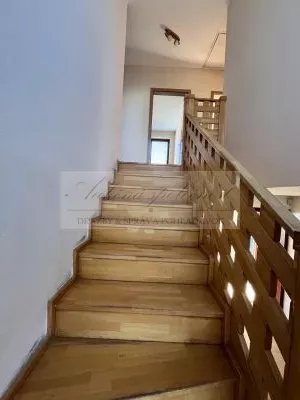 Priestranný rodinný dom na priamy predaj v obci Nová Dedinka za férovú cenu!