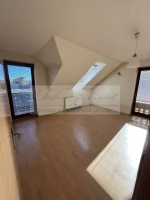 Priestranný rodinný dom na priamy predaj v obci Nová Dedinka za férovú cenu!