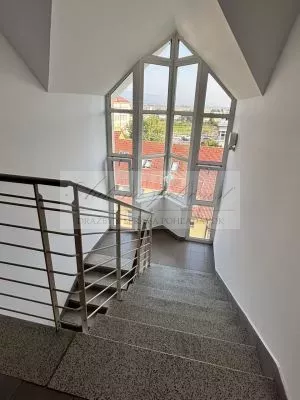 Dražba 4-izbového podkrovného bytu s garážovým státím vo Zvolene!