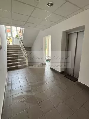 Dražba 4-izbového podkrovného bytu s garážovým státím vo Zvolene!