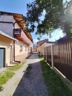 Dražba rodinného domu s garážou v obci Varín pri Žiline!