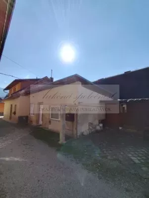 Dražba rodinného domu s garážou v obci Varín pri Žiline!