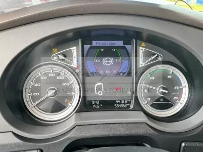 ONLINE AUKCIA - ŤAHAČ DAF XF 480 FT