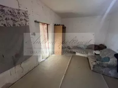 Dražba rodinného domu v obci Drahňov, okres Michalovce!