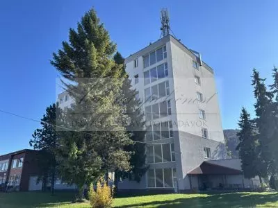 Dražba štyroch administratívnych priestorov v budove v Banskej Bystrici!