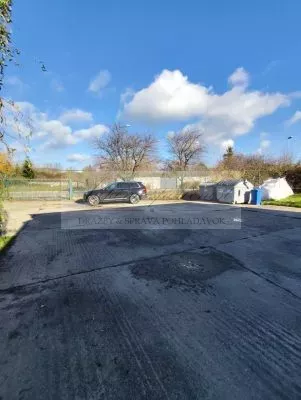 Dražba spoluvl. podielu o veľkosti 1/2 - garáž a sklad a spoluvl. podielu o veľkosti 1/6 - pozemok v Rači!