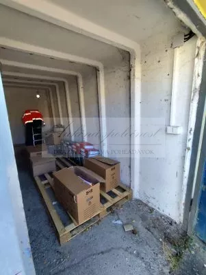 Dražba spoluvl. podielu o veľkosti 1/2 - garáž a sklad a spoluvl. podielu o veľkosti 1/6 - pozemok v Rači!