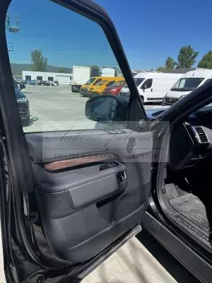 ONLINE AUKCIA - vozidlo Land Rover Discovery 4x4