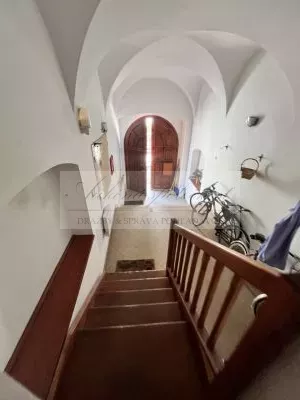 Dražba bytu v historickom centre Banskej Bystrice!