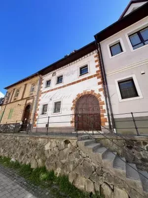 Dražba bytu v historickom centre Banskej Bystrice!