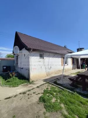 Dražba rodinného domu v Šuranoch, okres Nové Zámky!