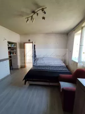 Dražba rodinného domu v Šuranoch, okres Nové Zámky!