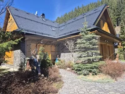 Pripravujeme dražbu nadštandardného rodinného domu v obci Vyšná Boca pri Liptovskom Mikuláši!