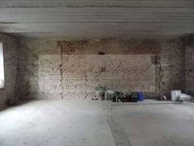 Dražba rozostavaného polyfunkčného objektu v Lučenci!