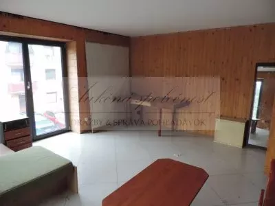 Dražba rozostavaného polyfunkčného objektu v Lučenci!