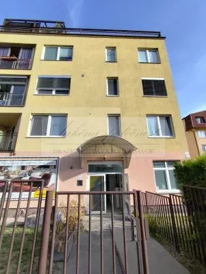 Dražba nebytového priestoru v Bratislave, časť Dúbravka