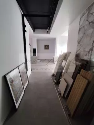 Dražba nebytového priestoru v Bratislave, časť Dúbravka
