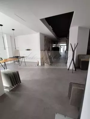 Dražba nebytového priestoru v Bratislave, časť Dúbravka