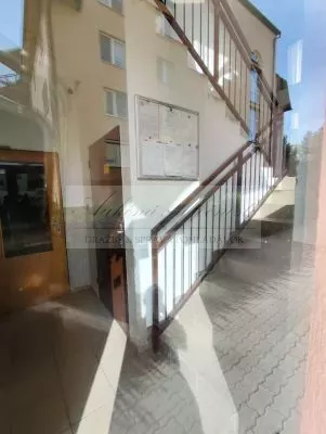 Dražba nebytového priestoru v Bratislave, časť Dúbravka