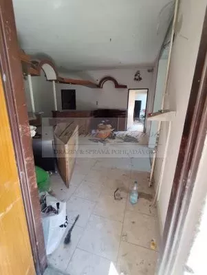 Dražba veľkometrážneho rodinného domu v obci Kalonda, okres Lučenec!