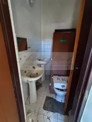 Dražba veľkometrážneho rodinného domu v obci Kalonda, okres Lučenec!