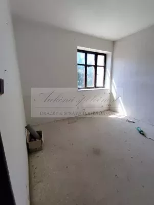 Dražba veľkometrážneho rodinného domu v obci Kalonda, okres Lučenec!