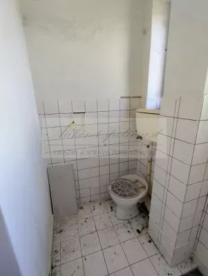 Dražba veľkometrážneho rodinného domu v obci Kalonda, okres Lučenec!