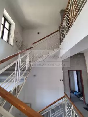 Dražba veľkometrážneho rodinného domu v obci Kalonda, okres Lučenec!